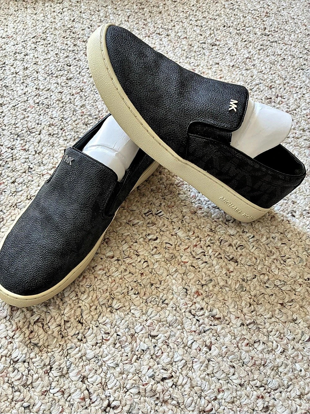 Michael Kors Keaton Signature Logo Slip-On Sneaker Sneakers Black & Cream